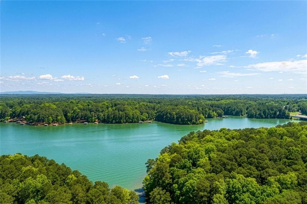 4 bedroom, 3 bathroom, 3,082 sq ft single family residence for sale at 5196 Proctor Landing Road, Acworth, GA 30101 — photo 3