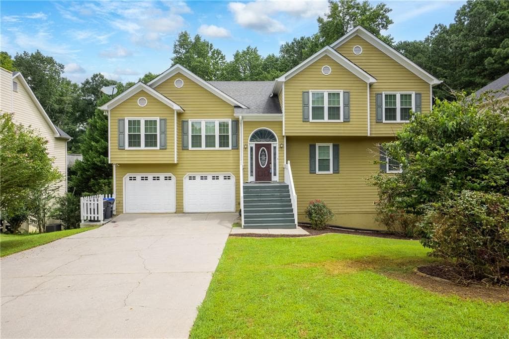 4 bedroom, 3 bathroom, 3,082 sq ft single family residence for sale at 5196 Proctor Landing Road, Acworth, GA 30101 — photo 1 of 60