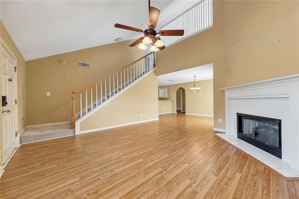 2 bedroom, 2 bathroom, 1,099 sq ft single family residence for sale at 216 Park Place, Woodstock, GA 30189 — photo 8