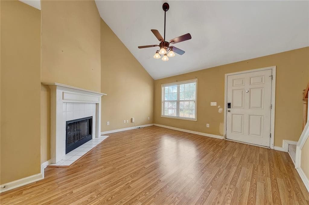 2 bedroom, 2 bathroom, 1,099 sq ft single family residence for sale at 216 Park Place, Woodstock, GA 30189 — photo 9