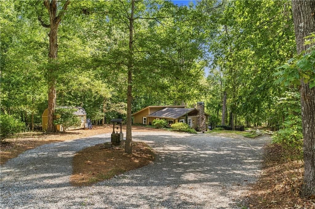 2 bedroom, 1 bathroom, 1,269 sq ft single family residence for sale at 5945 Virginia Drive, Cumming, GA 30041 — photo 2