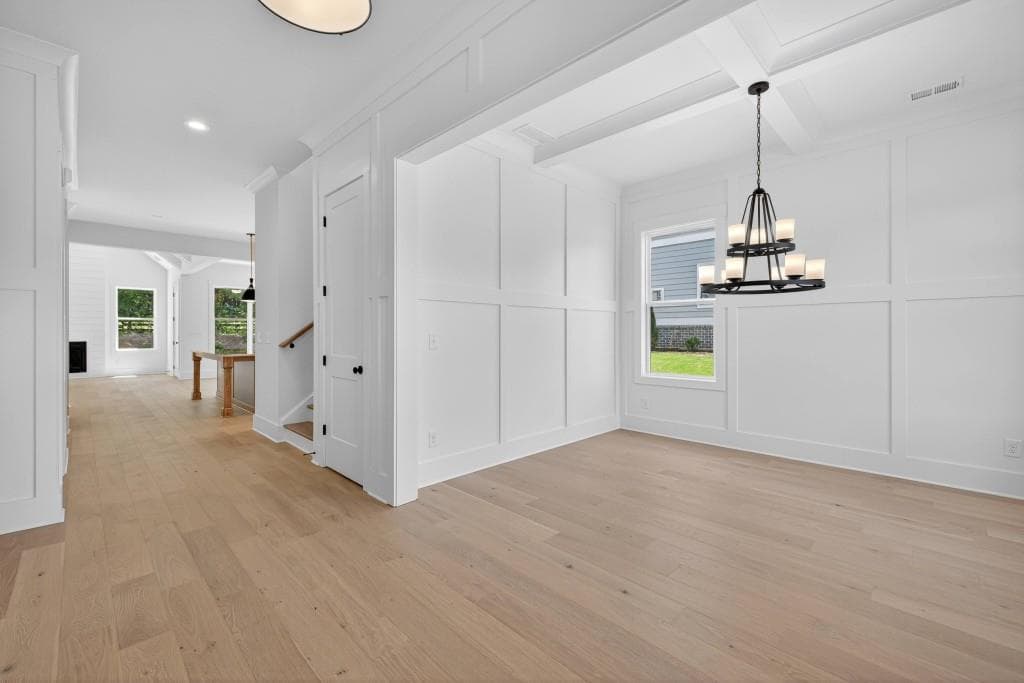 5 bedroom, 4 bathroom, 3,060 sq ft single family residence for sale at 5608 Meadowstone Walk, Kennesaw, GA 30152 — photo 4