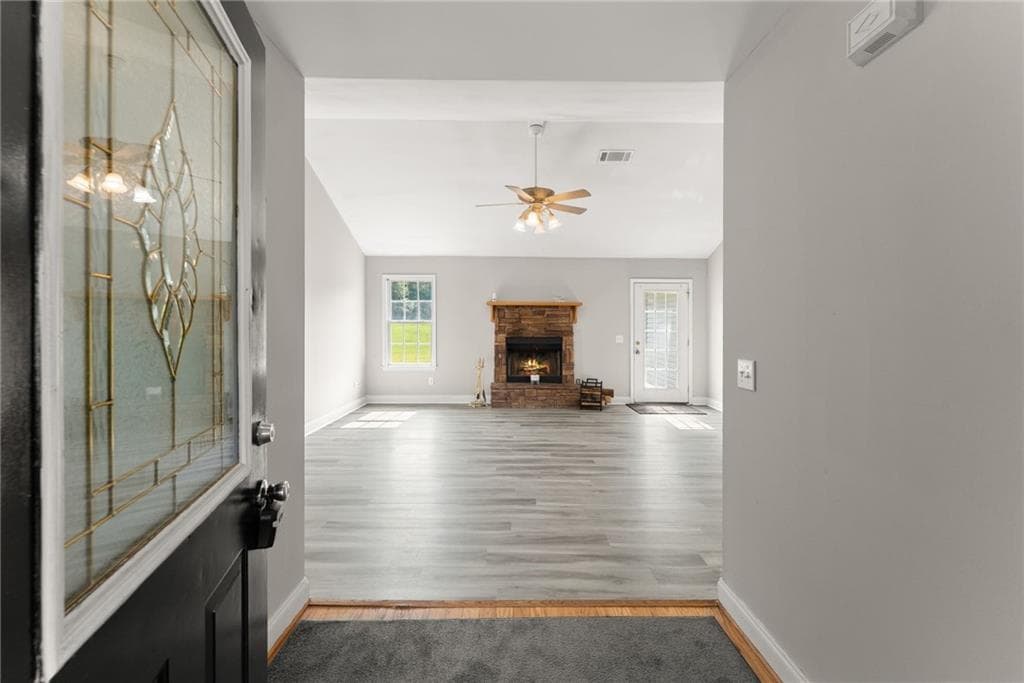 3 bedroom, 2 bathroom, 1,325 sq ft single family residence for sale at 83 Ash Wood Lane, Cleveland, GA 30528 — photo 7