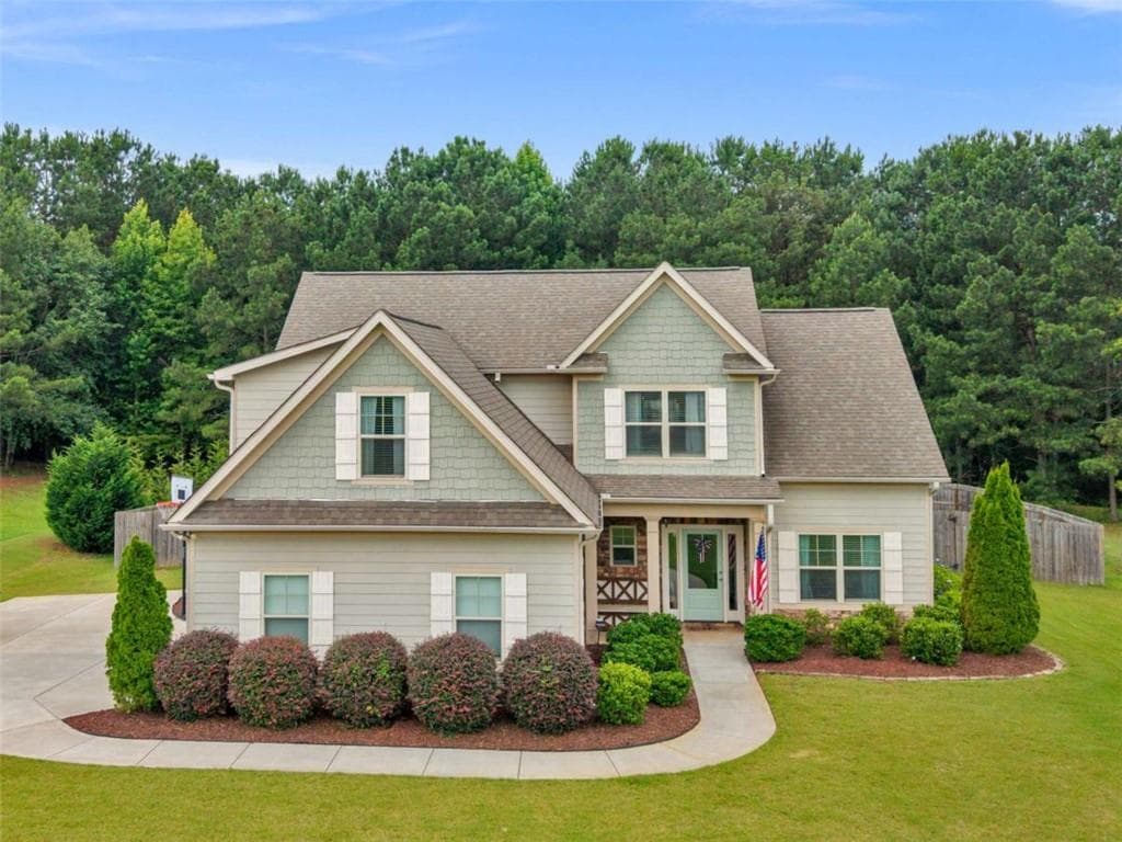 4 bedroom, 4 bathroom, 2,798 sq ft single family residence for sale at 59 Huntington Way, Williamson, GA 30292