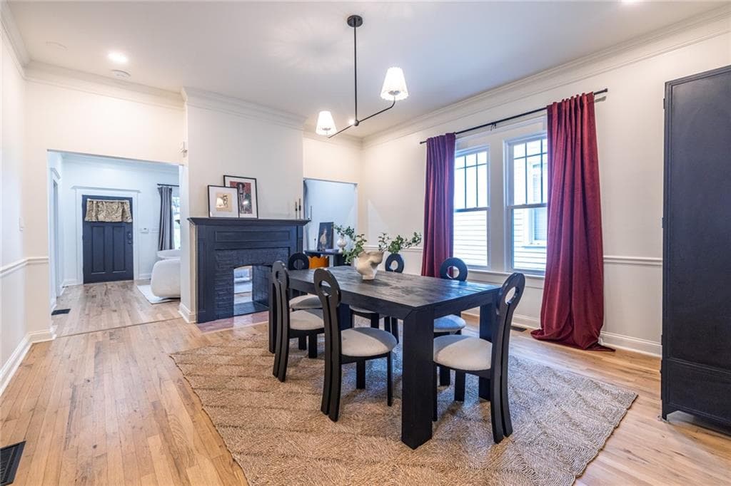 3 bedroom, 2 bathroom, 1,680 sq ft single family residence for sale at 908 Oakhill Avenue, Atlanta, GA 30310 — photo 8