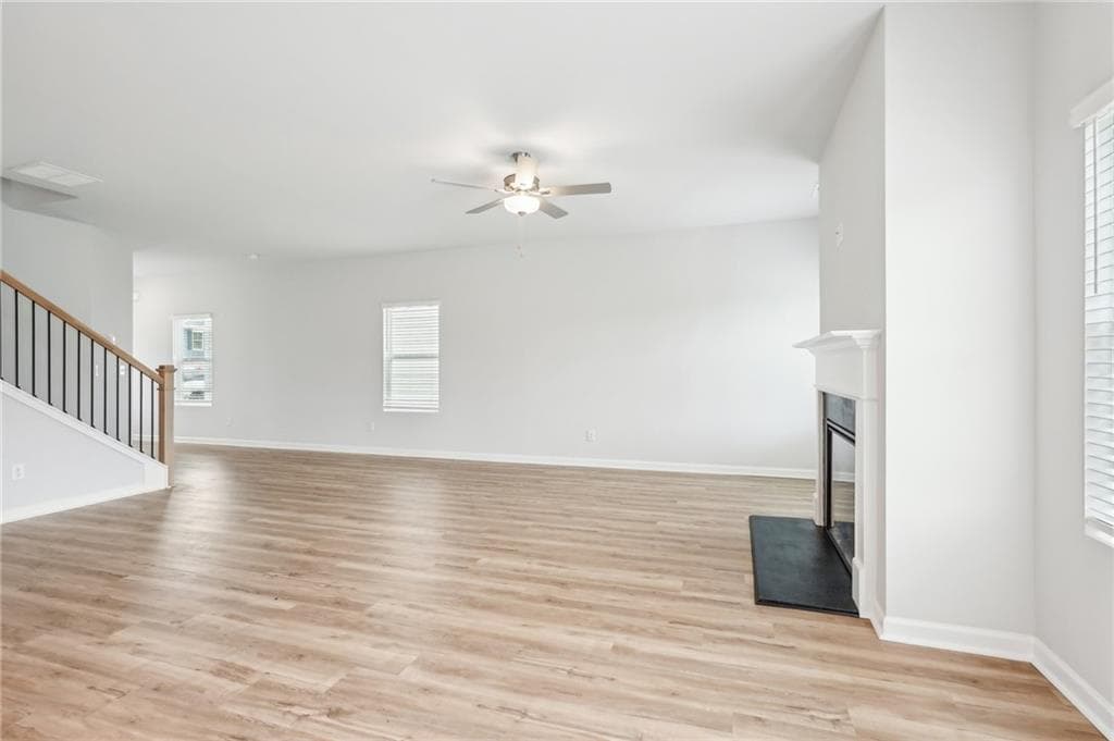 3 bedroom, 3 bathroom, 2,084 sq ft single family residence for sale at 5832 Maddox Road, Morrow, GA 30260 — photo 7