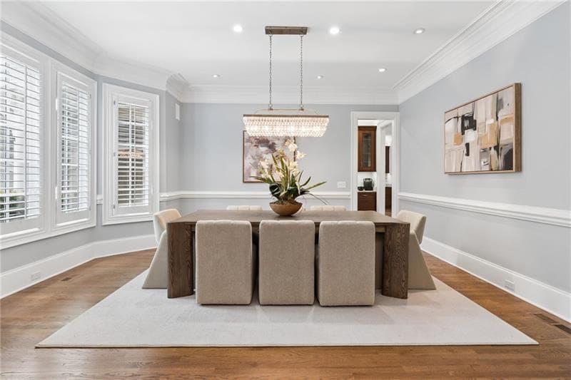 5 bedroom, 7 bathroom, 6,124 sq ft single family residence for sale at 4992 Rebel Trail, Atlanta, GA 30327 — photo 5