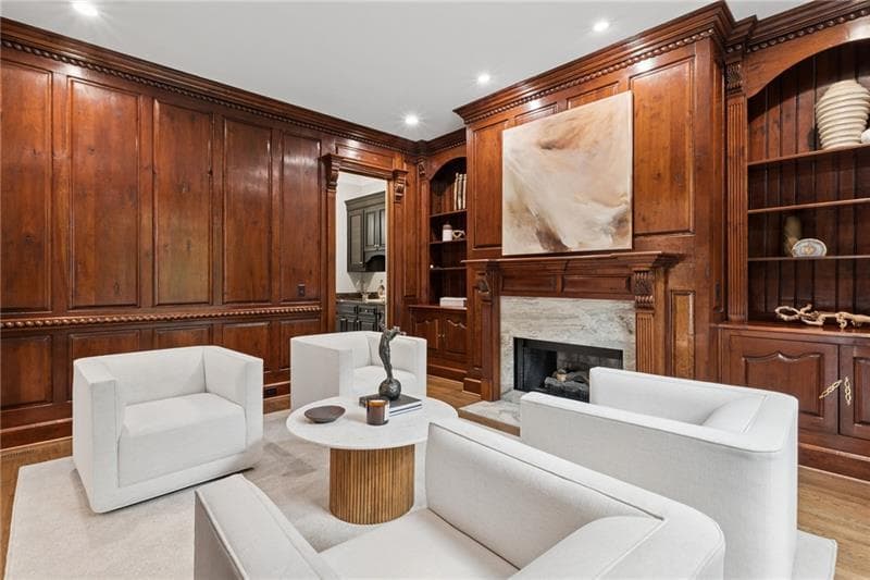 5 bedroom, 7 bathroom, 6,124 sq ft single family residence for sale at 4992 Rebel Trail, Atlanta, GA 30327 — photo 8