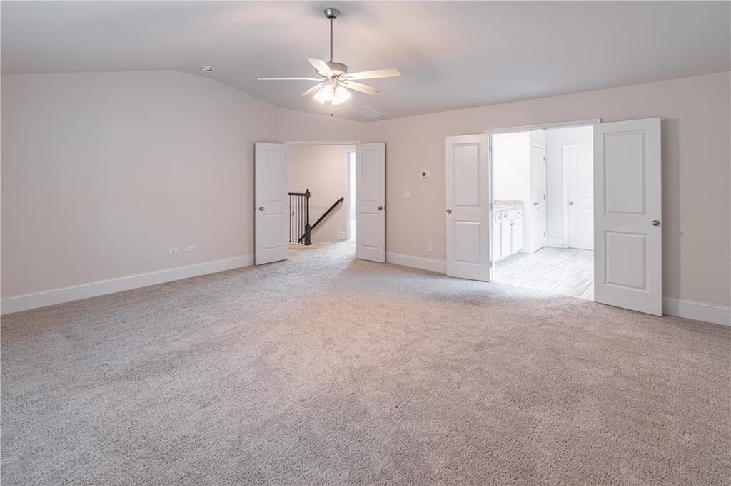 5 bedroom, 3 bathroom, 3,249 sq ft single family residence for rent at 4293 Shandi Cove, Hoschton, GA 30548 for $2,850 a month — photo 4