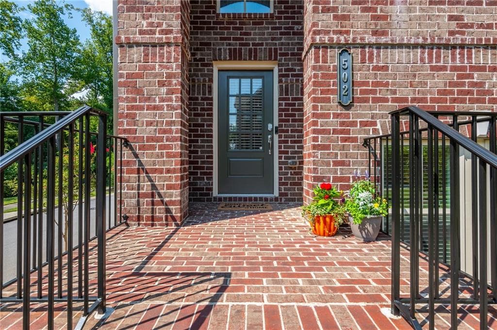 4 bedroom, 4 bathroom, 2,424 sq ft townhouse for sale at 502 Via Secco Lane, Suwanee, GA 30024 — photo 6