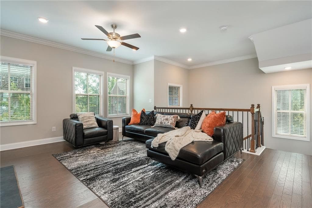 4 bedroom, 4 bathroom, 2,424 sq ft townhouse for sale at 502 Via Secco Lane, Suwanee, GA 30024 — photo 10