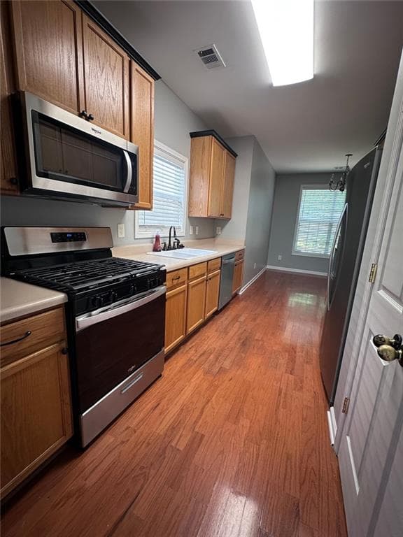 3 bedroom, 3 bathroom, 2,382 sq ft single family residence for rent at 698 Parc River Boulevard, Lawrenceville, GA 30046 for $2,300 a month — photo 3