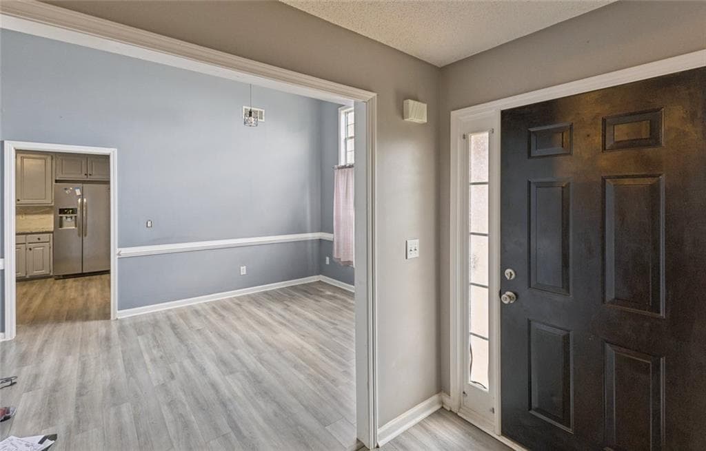 3 bedroom, 2 bathroom, 1,946 sq ft single family residence for sale at 1435 Elena Drive, Mcdonough, GA 30253 — photo 4
