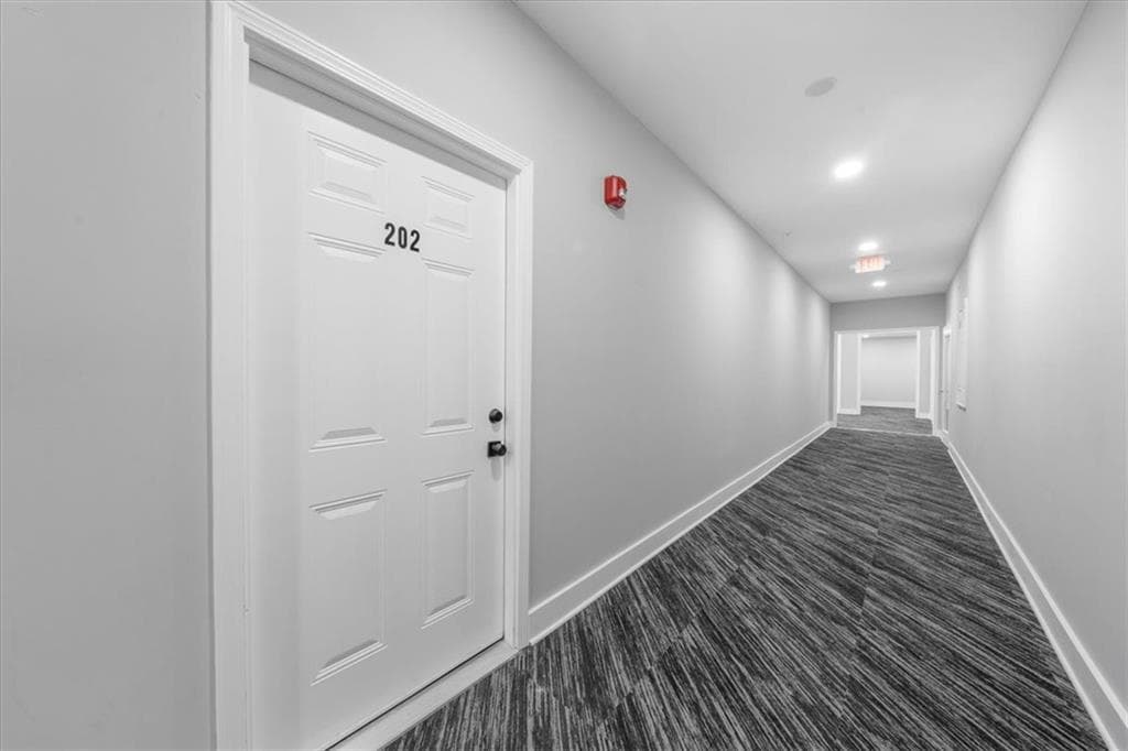 1 bedroom, 1 bathroom, 900 sq ft apartment for rent at 5399 Northland Drive 402, Sandy Springs, GA 30342 for $1,900 a month — photo 4