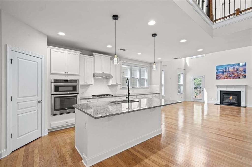 4 bedroom, 4 bathroom, 3,347 sq ft single family residence for sale at 4493 Thach Avenue, Sugar Hill, GA 30518 — photo 3