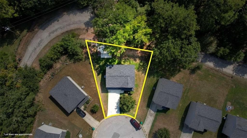 4 bedroom, 3 bathroom, 2,323 sq ft single family residence for sale at 781 Dove Tree Lane, Social Circle, GA 30025 — photo 3