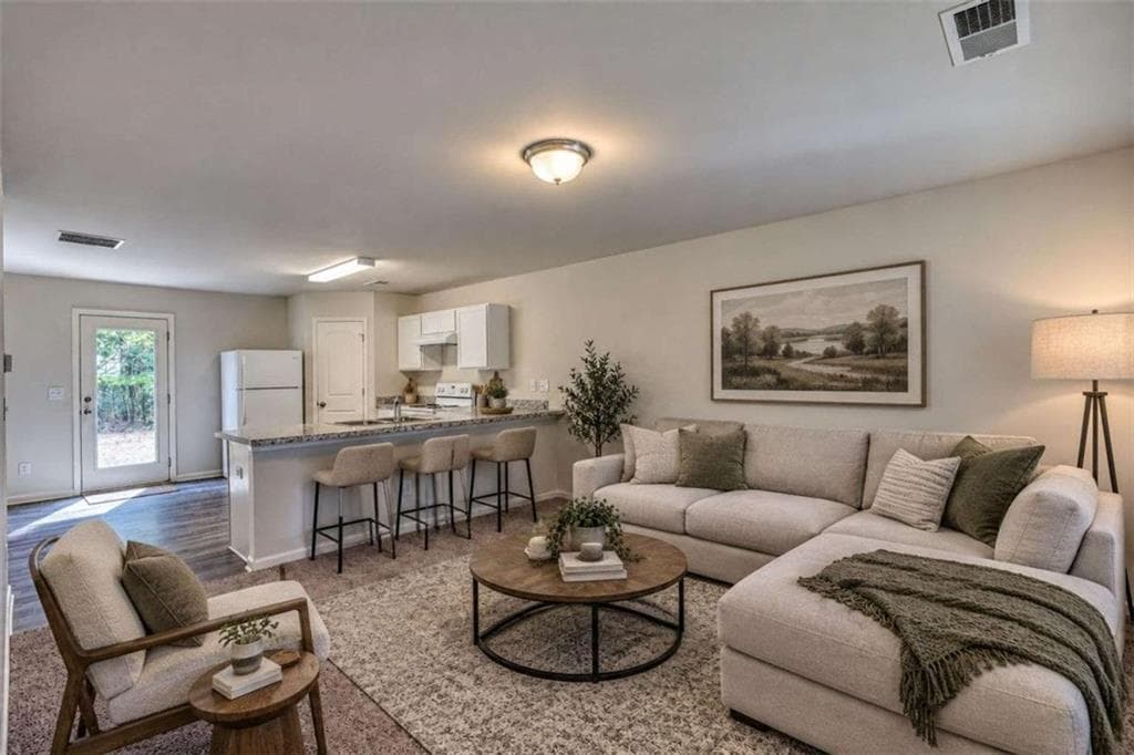 4 bedroom, 3 bathroom, 2,323 sq ft single family residence for sale at 781 Dove Tree Lane, Social Circle, GA 30025 — photo 7