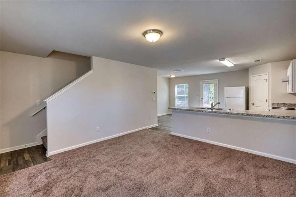 4 bedroom, 3 bathroom, 2,323 sq ft single family residence for sale at 781 Dove Tree Lane, Social Circle, GA 30025 — photo 8