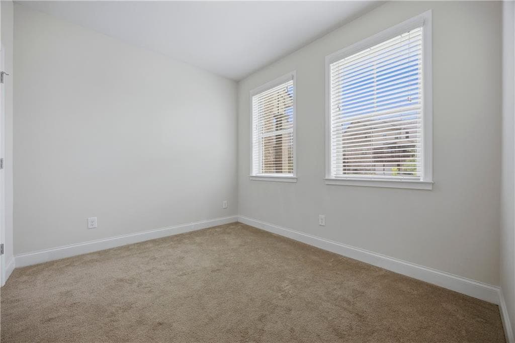 3 bedroom, 4 bathroom, 1,958 sq ft townhouse for sale at 594 Amarante Circle, Lawrenceville, GA 30046 — photo 3