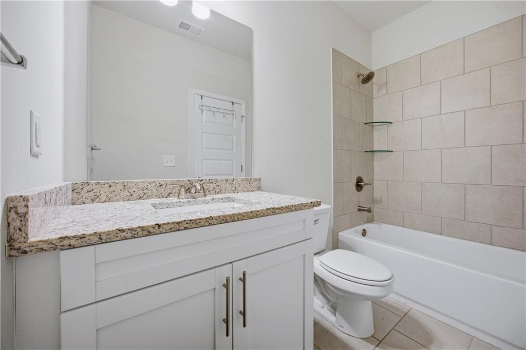 3 bedroom, 4 bathroom, 1,958 sq ft townhouse for sale at 594 Amarante Circle, Lawrenceville, GA 30046 — photo 5
