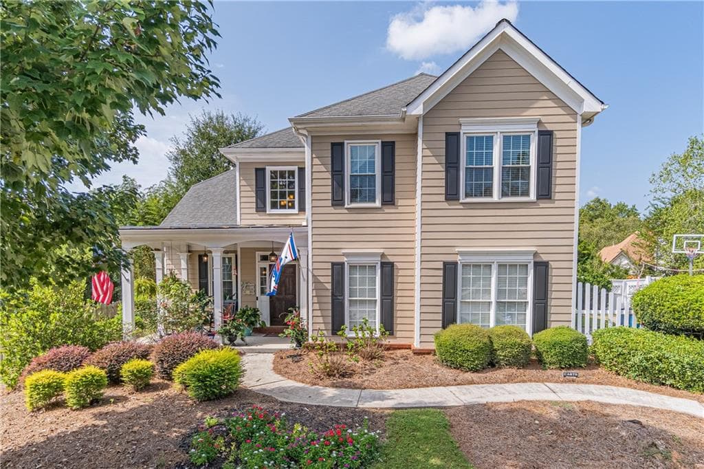 3 bedroom, 3 bathroom, 2,802 sq ft single family residence for sale at 3464 Coopers Mill Court, Dacula, GA 30019