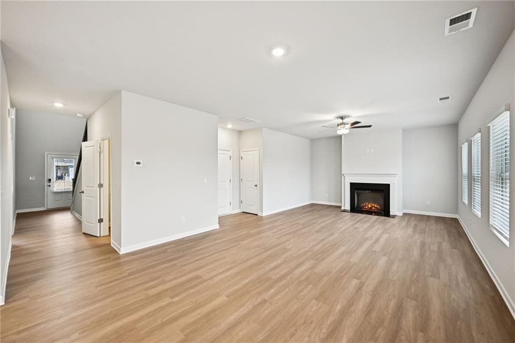 4 bedroom, 3 bathroom, 2,264 sq ft single family residence for sale at 5846 Maddox Road, Morrow, GA 30260 — photo 7