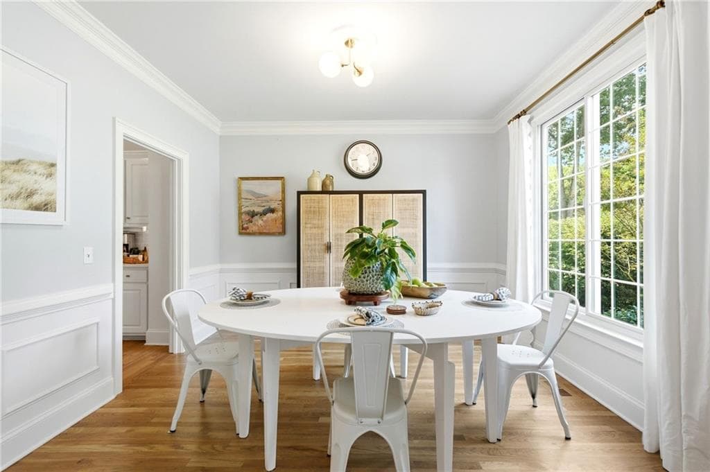 4 bedroom, 3 bathroom, 2,850 sq ft single family residence for sale at 4790 Hamptons Club Drive, Alpharetta, GA 30004 — photo 10