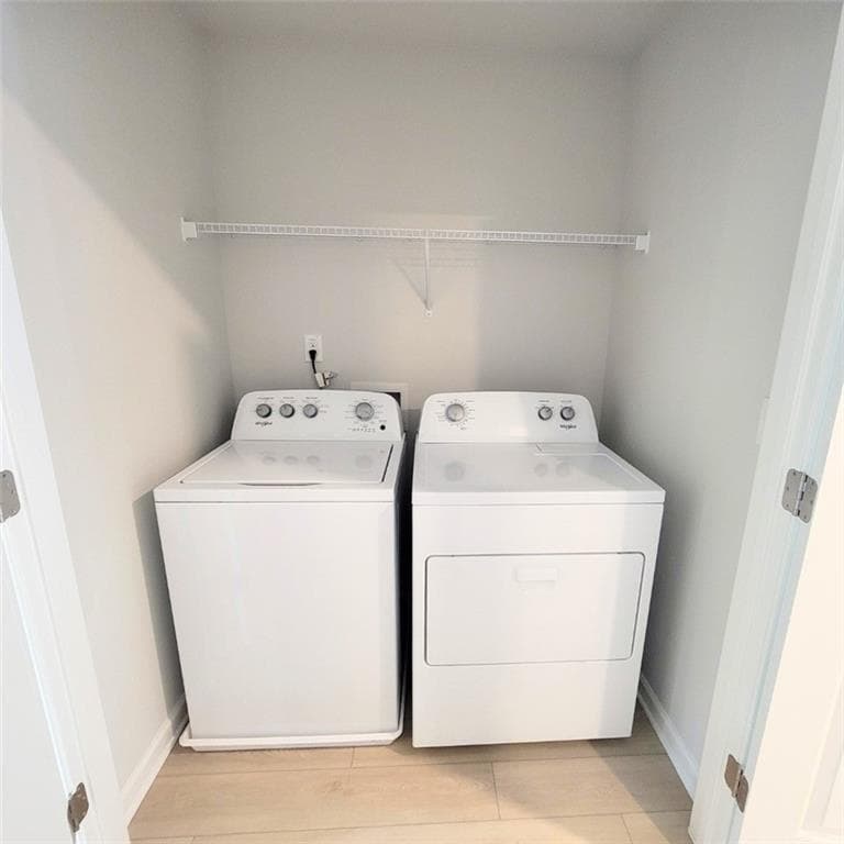 4 bedroom, 4 bathroom townhouse for rent at 112 Werner Brook Way, Atlanta, GA 30354 for $2,700 a month — photo 10