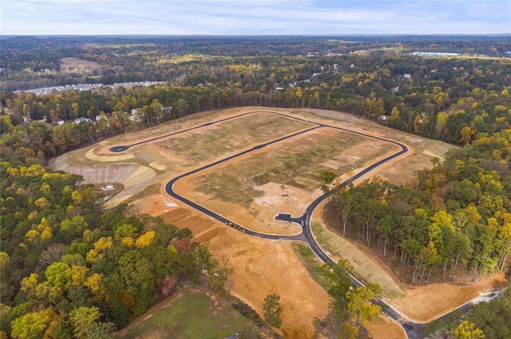 5 bedroom, 4 bathroom, 2,601 sq ft single family residence under contract at 110 Willow Bend Road, Hiram, GA 30141 — photo 3