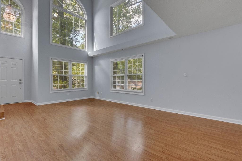 3 bedroom, 3 bathroom, 2,212 sq ft single family residence for sale at 5235 Arbor View Way, Sugar Hill, GA 30518 — photo 10