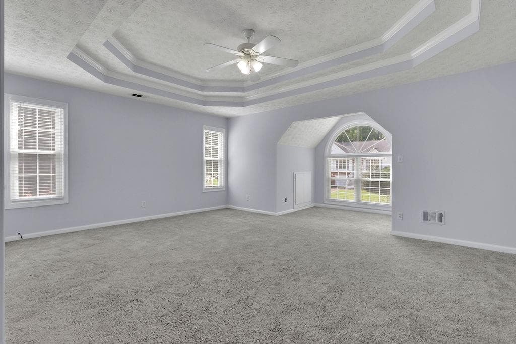 3 bedroom, 3 bathroom, 2,212 sq ft single family residence for sale at 5235 Arbor View Way, Sugar Hill, GA 30518 — photo 4