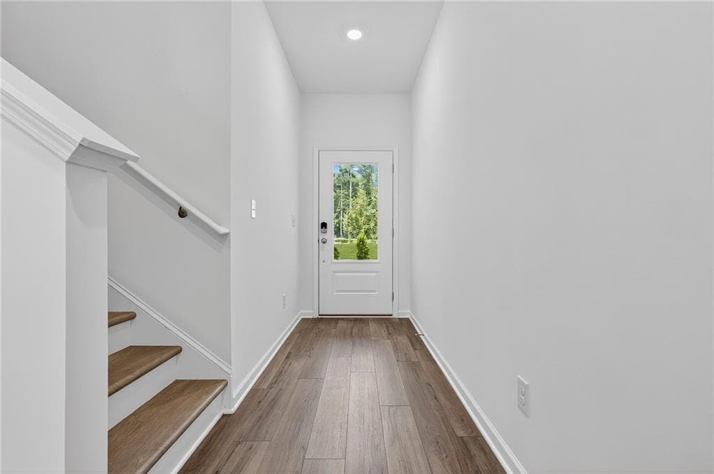 3 bedroom, 3 bathroom, 1,831 sq ft townhouse for sale at 2038 Presley Point, Lawrenceville, GA 30044 — photo 2