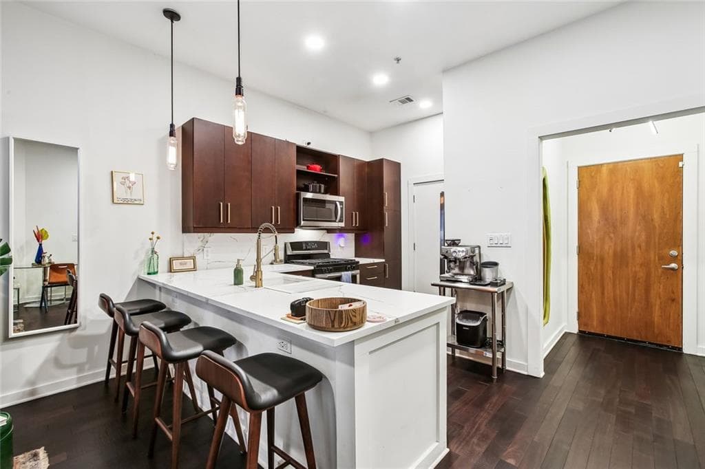 1 bedroom, 1 bathroom, 810 sq ft condominium for sale at 870 Inman Village Parkway 222, Atlanta, GA 30307 — photo 6