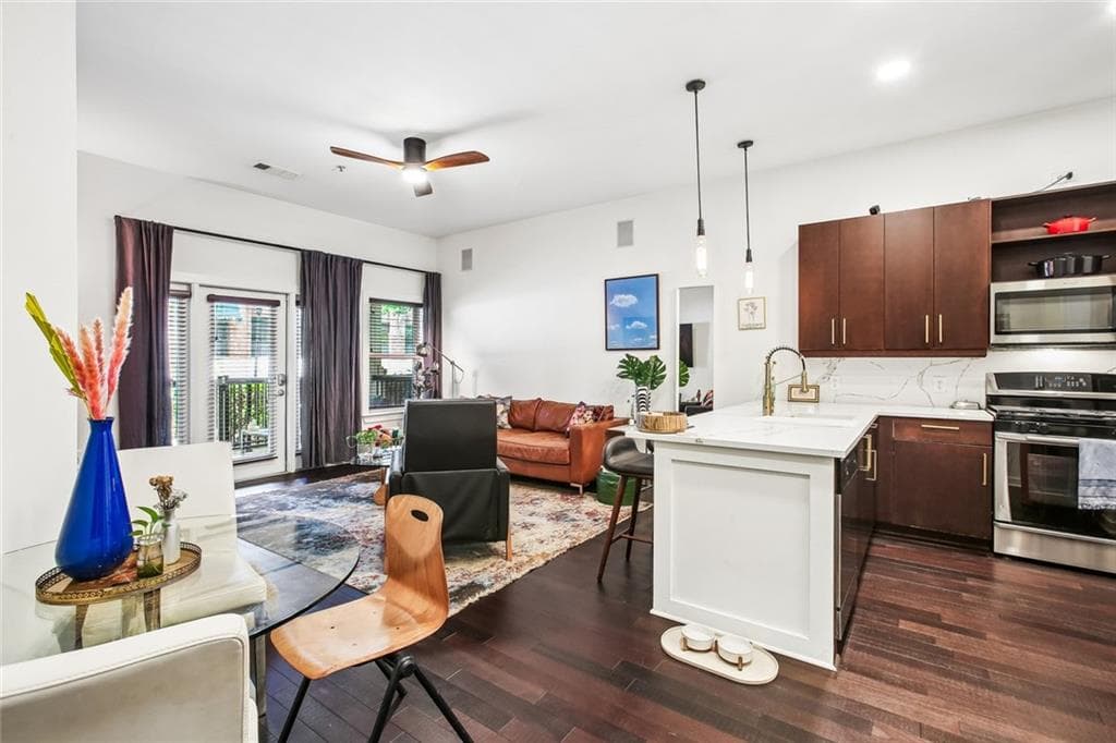 1 bedroom, 1 bathroom, 810 sq ft condominium for sale at 870 Inman Village Parkway 222, Atlanta, GA 30307 — photo 8