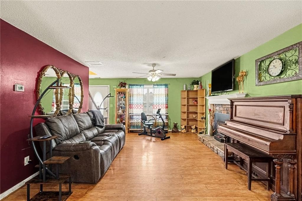 3 bedroom, 2 bathroom, 1,875 sq ft single family residence for sale at 2943 High Falls Road, Griffin, GA 30223 — photo 2