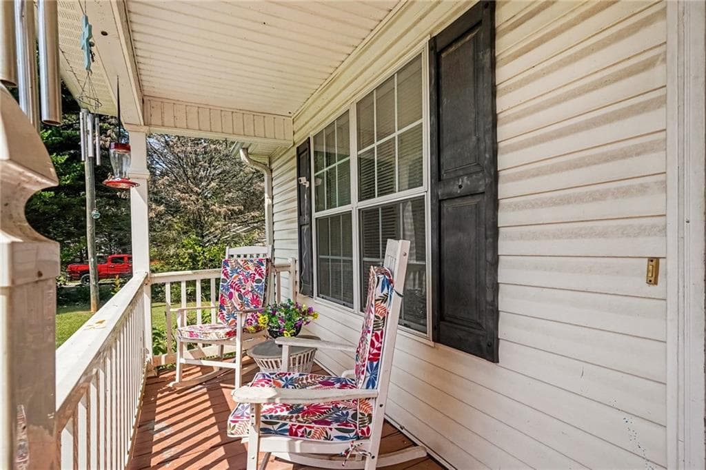 3 bedroom, 2 bathroom, 1,875 sq ft single family residence for sale at 2943 High Falls Road, Griffin, GA 30223 — photo 9