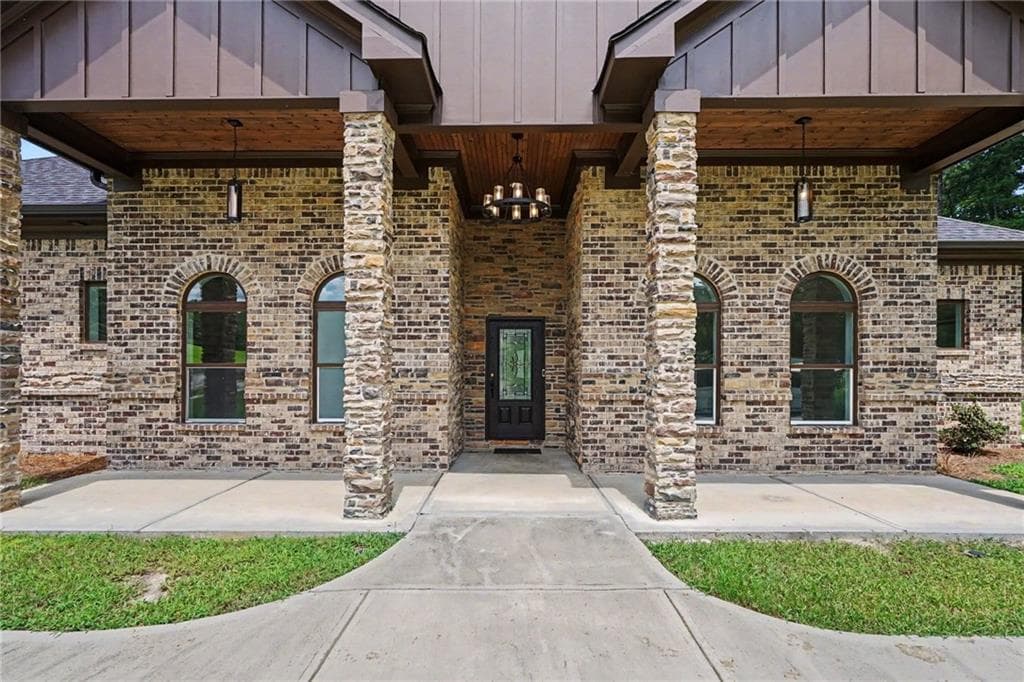 5 bedroom, 4 bathroom single family residence for sale at 1470 Anderson Valley Drive, Snellville, GA 30039 — photo 4