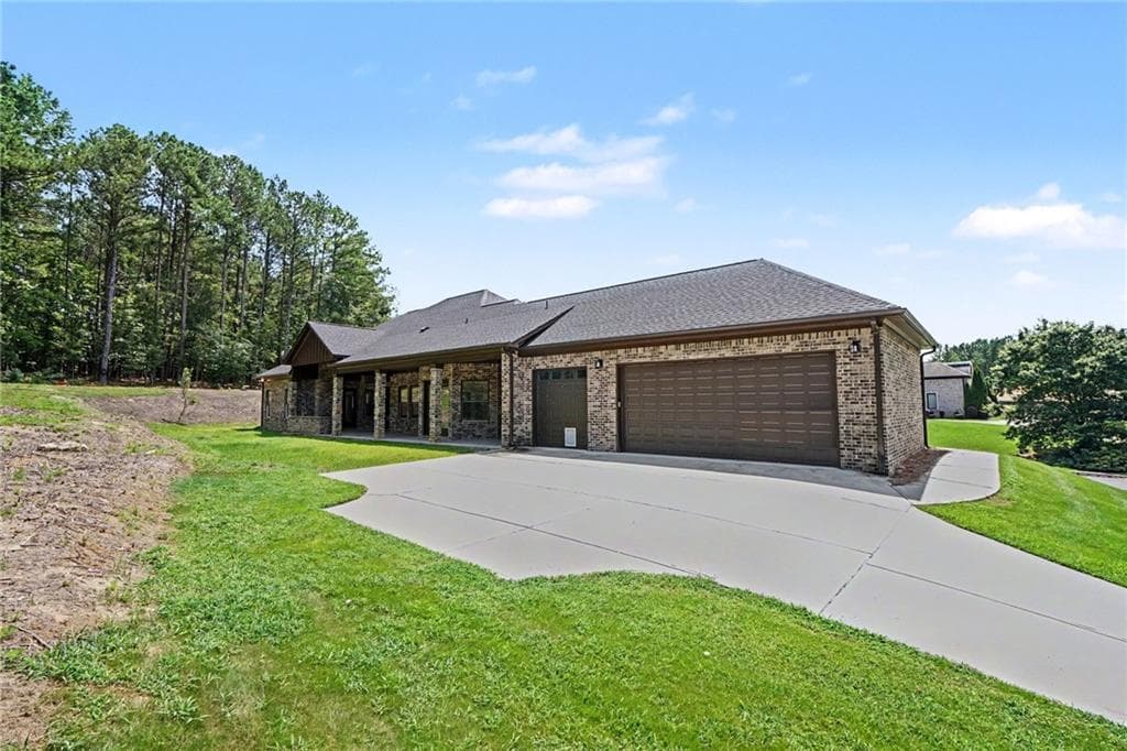 5 bedroom, 4 bathroom single family residence for sale at 1470 Anderson Valley Drive, Snellville, GA 30039 — photo 5