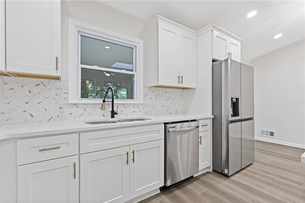 3 bedroom, 2 bathroom, 1,320 sq ft single family residence for sale at 5 Hidden Valley Drive, Lawrenceville, GA 30044 — photo 9