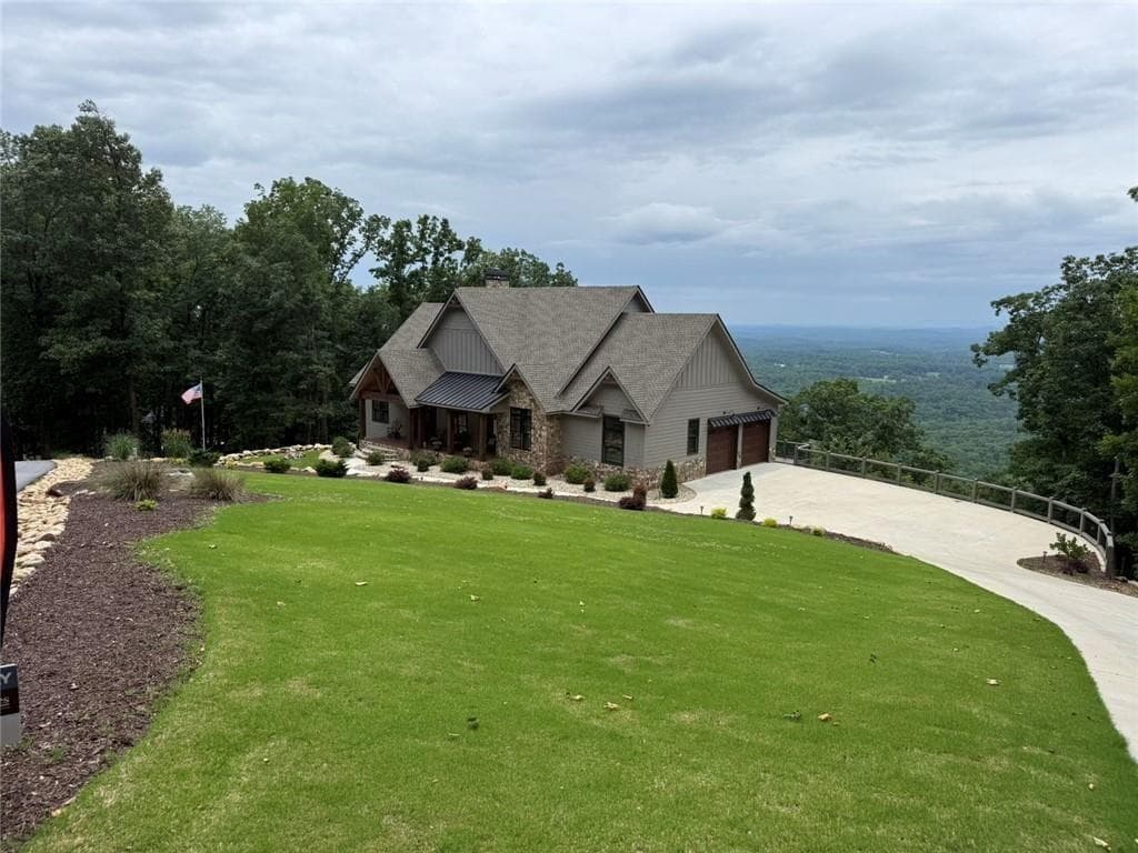 3 bedroom, 3 bathroom, 4,537 sq ft single family residence for sale at 655 Mountainside Drive, Cleveland, GA 30528 — photo 3