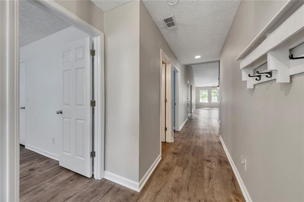 3 bedroom, 2 bathroom, 1,660 sq ft single family residence for sale at 334 Westminster Drive, Canton, GA 30114 — photo 7
