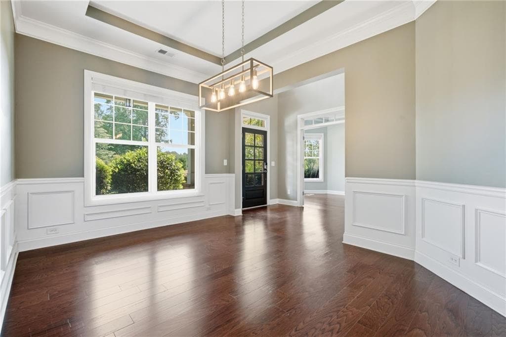 5 bedroom, 4 bathroom, 3,912 sq ft single family residence for sale at 4529 Summersweet Drive, Marietta, GA 30066 — photo 6