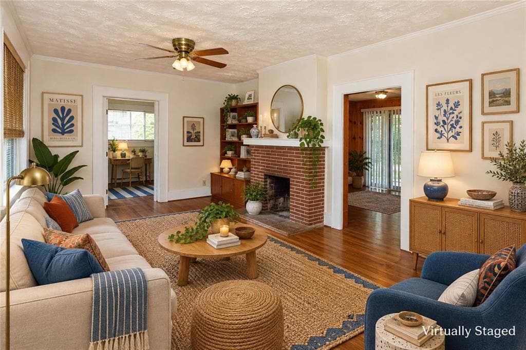 4 bedroom, 2 bathroom, 1,680 sq ft single family residence under contract at 3160 Lake Avenue, Hapeville, GA 30354 — photo 4