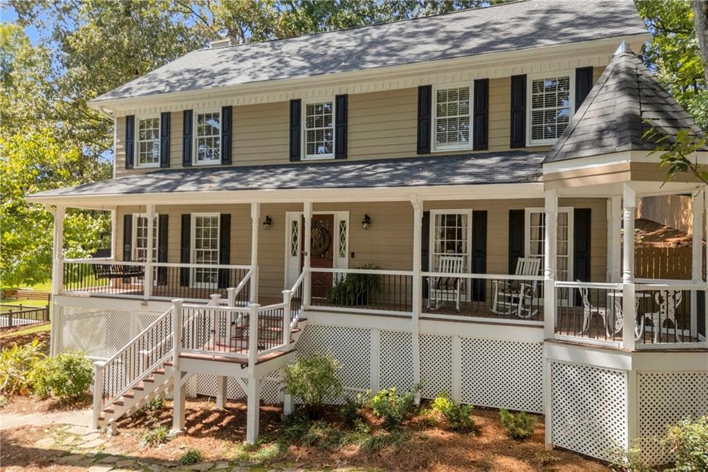 4 bedroom, 3 bathroom, 2,676 sq ft single family residence for sale at 2070 Brickton Station, Buford, GA 30518 — photo 2