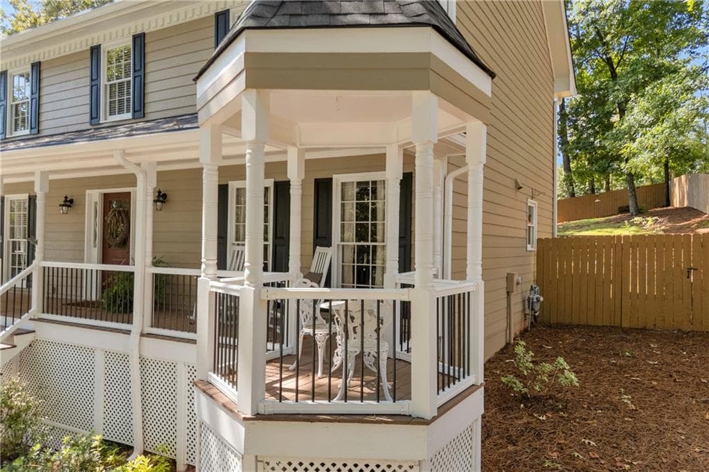 4 bedroom, 3 bathroom, 2,676 sq ft single family residence for sale at 2070 Brickton Station, Buford, GA 30518 — photo 3