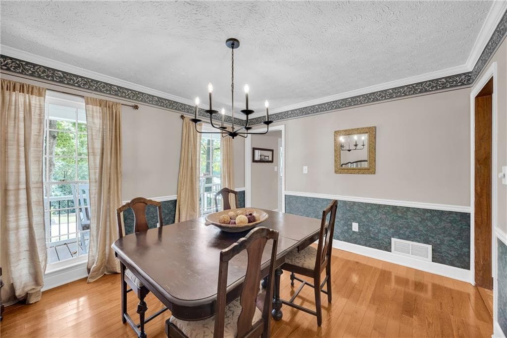 4 bedroom, 3 bathroom, 2,676 sq ft single family residence for sale at 2070 Brickton Station, Buford, GA 30518 — photo 8