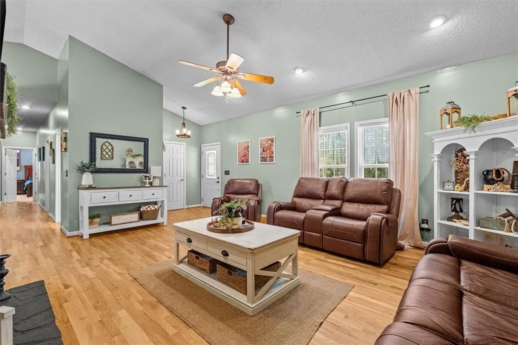 4 bedroom, 3 bathroom, 2,570 sq ft single family residence for sale at 51 Moon Road, Waco, GA 30182 — photo 10