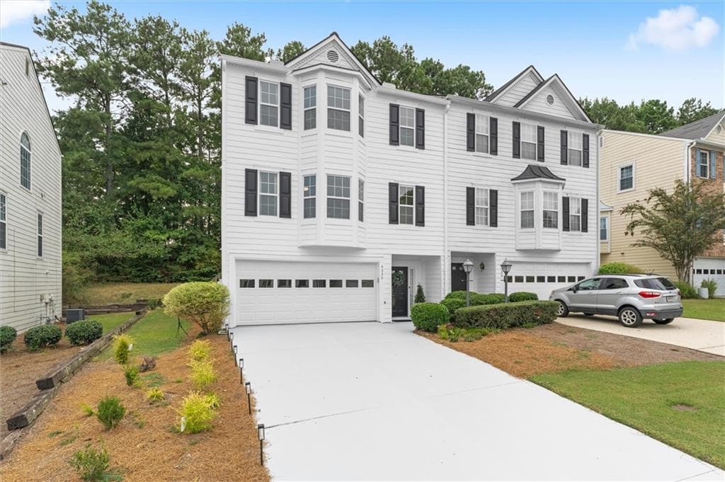 2 bedroom, 2 bathroom, 1,492 sq ft townhouse for sale at 4330 Thorngate Lane, Acworth, GA 30101