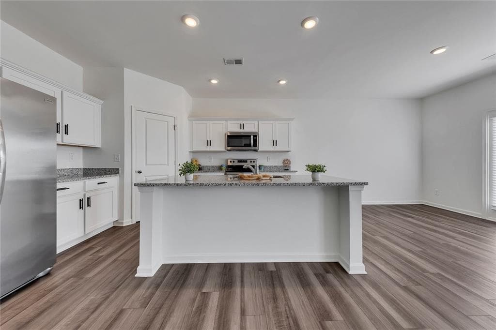 4 bedroom, 3 bathroom, 2,432 sq ft single family residence for sale at 334 San Vito Way NW, Cartersville, GA 30120 — photo 9