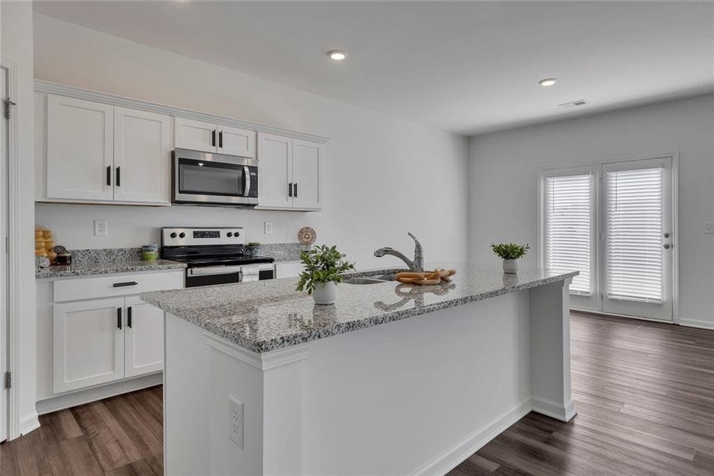 4 bedroom, 3 bathroom, 2,432 sq ft single family residence for sale at 334 San Vito Way NW, Cartersville, GA 30120 — photo 10